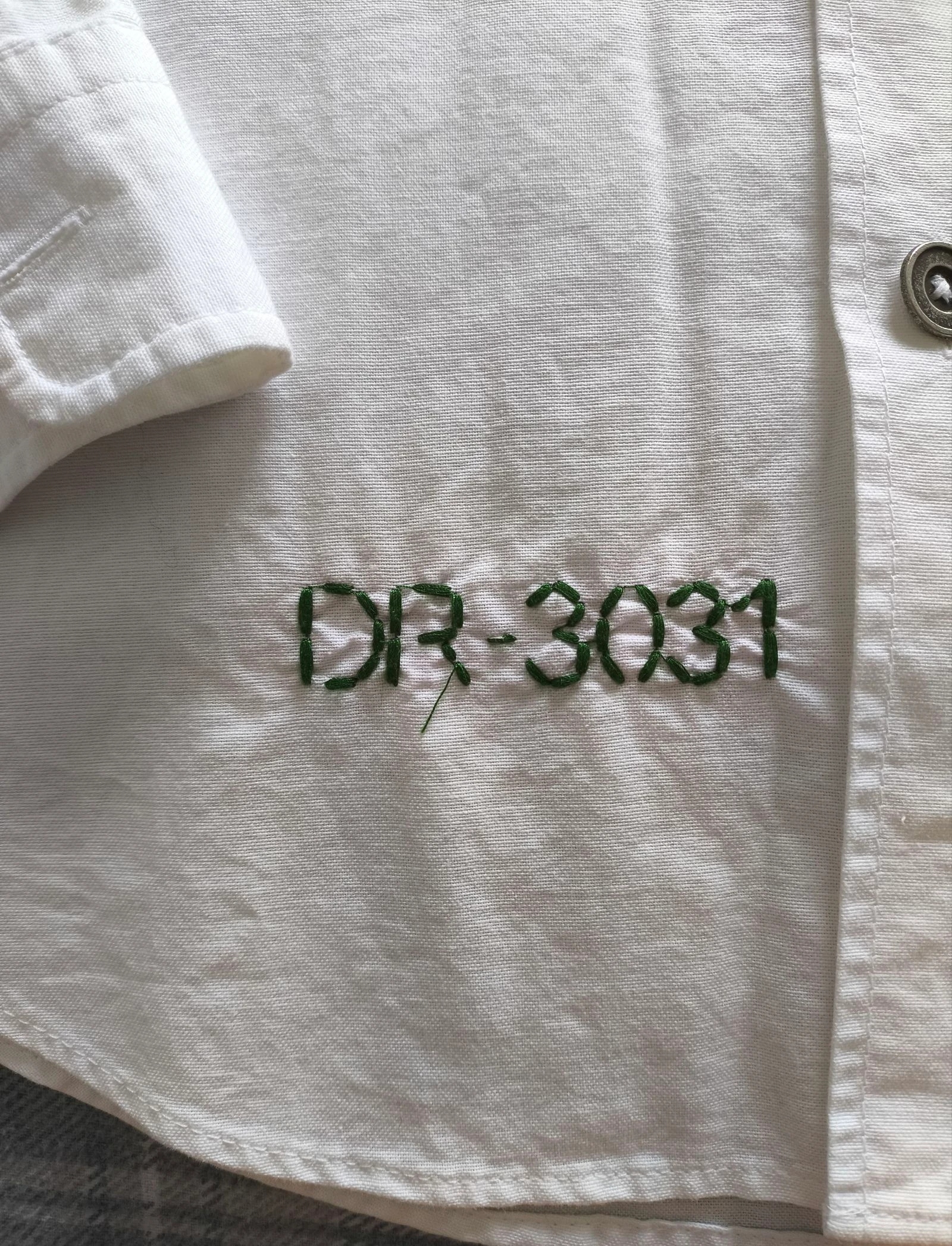 White shirt – photo 3